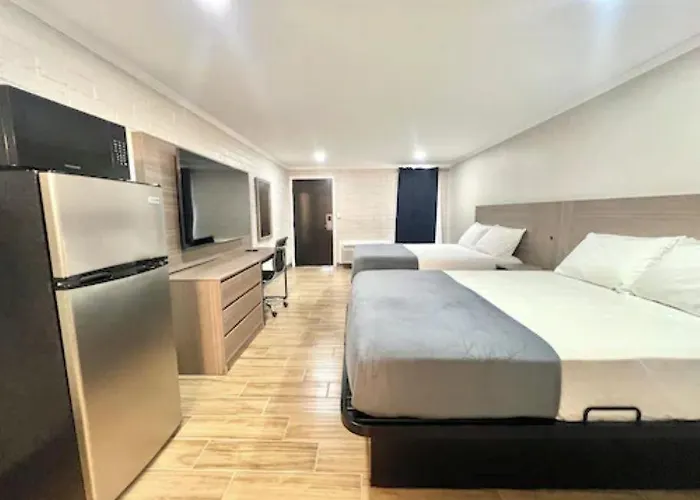 Motel Economy Fairgrounds 2*