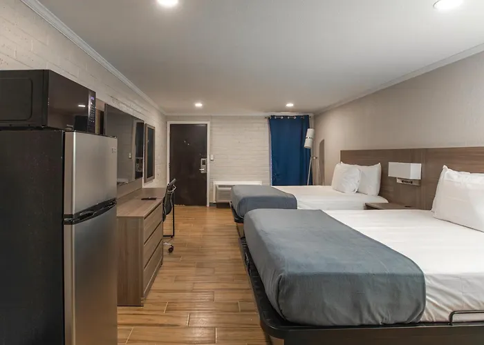 Motel Economy Fairgrounds 2*